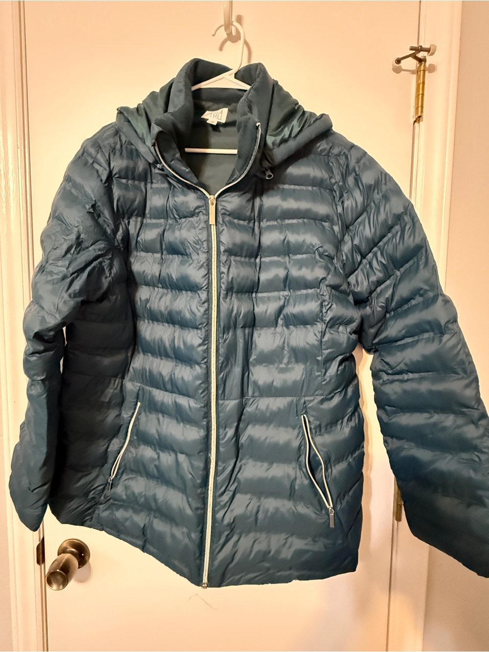 Time and Tru Jade Quilted Puffer Jacket